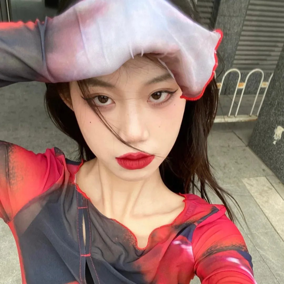 小泳者